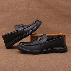 2022新款男鞋真皮休閒皮鞋透氣軟底豆豆鞋男青年一腳蹬男士樂福鞋