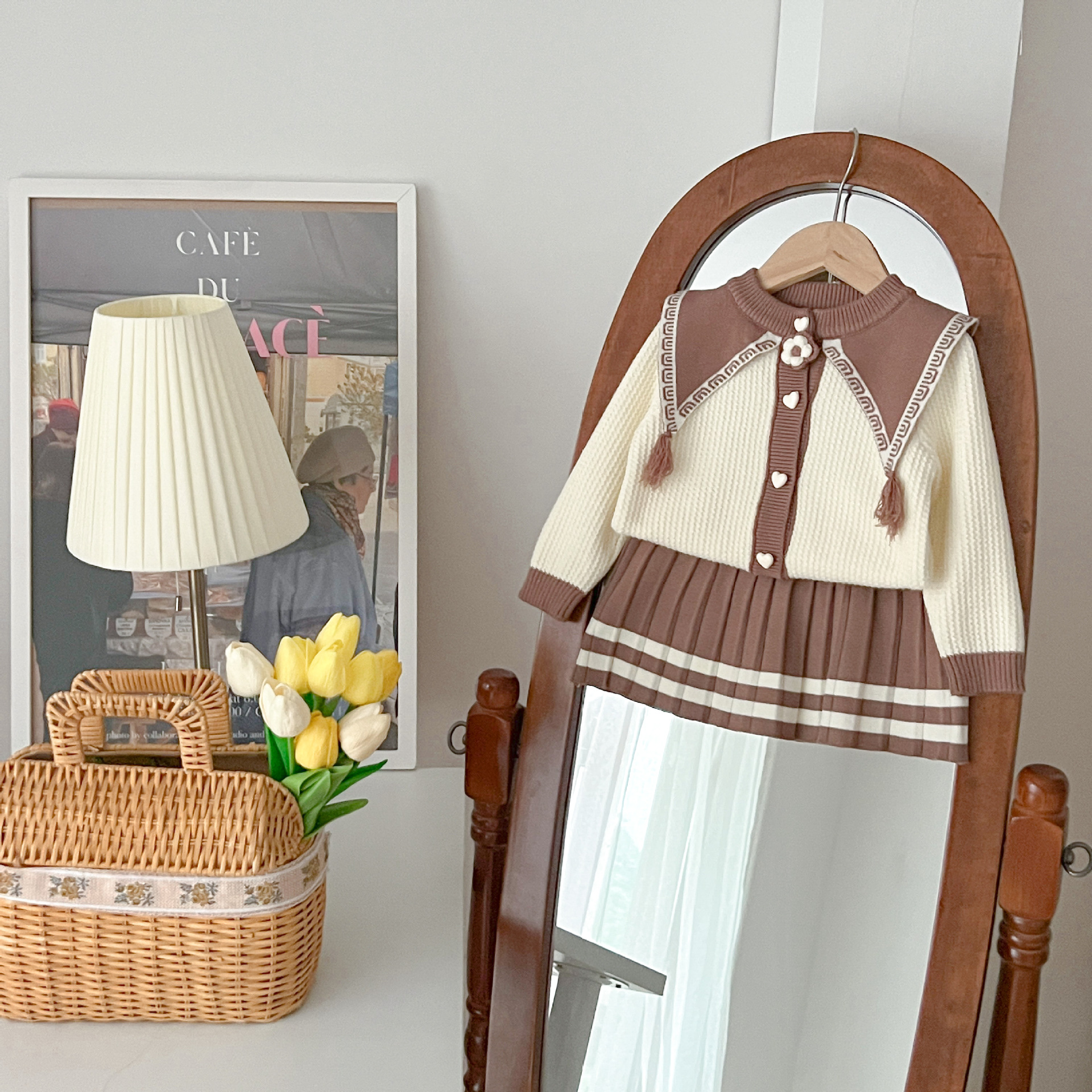 Robe pull pour enfants automne hiver nouveau style chinois bébé fille tricoté deux pièces ensemble avec grand col pointu et_voghion.com