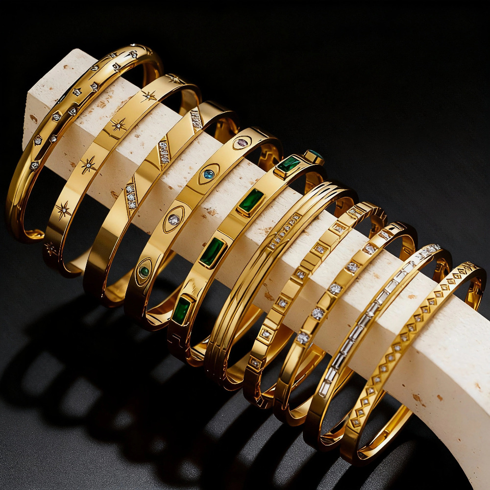 Ins Cross-Border New Titanium Steel Women's Bracelet 18K Gold Color-Preserving Devil's Eye Green Zirconium Twill Diamond Light Luxury Bracelet