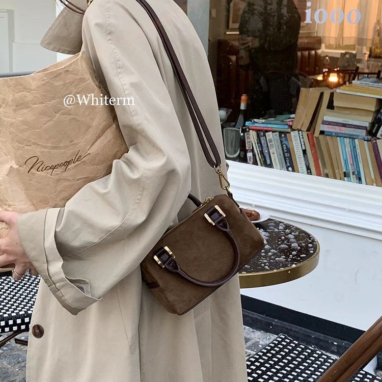 Borsa a spalla vintage in camoscio stile coreano autunnale_voghion.com