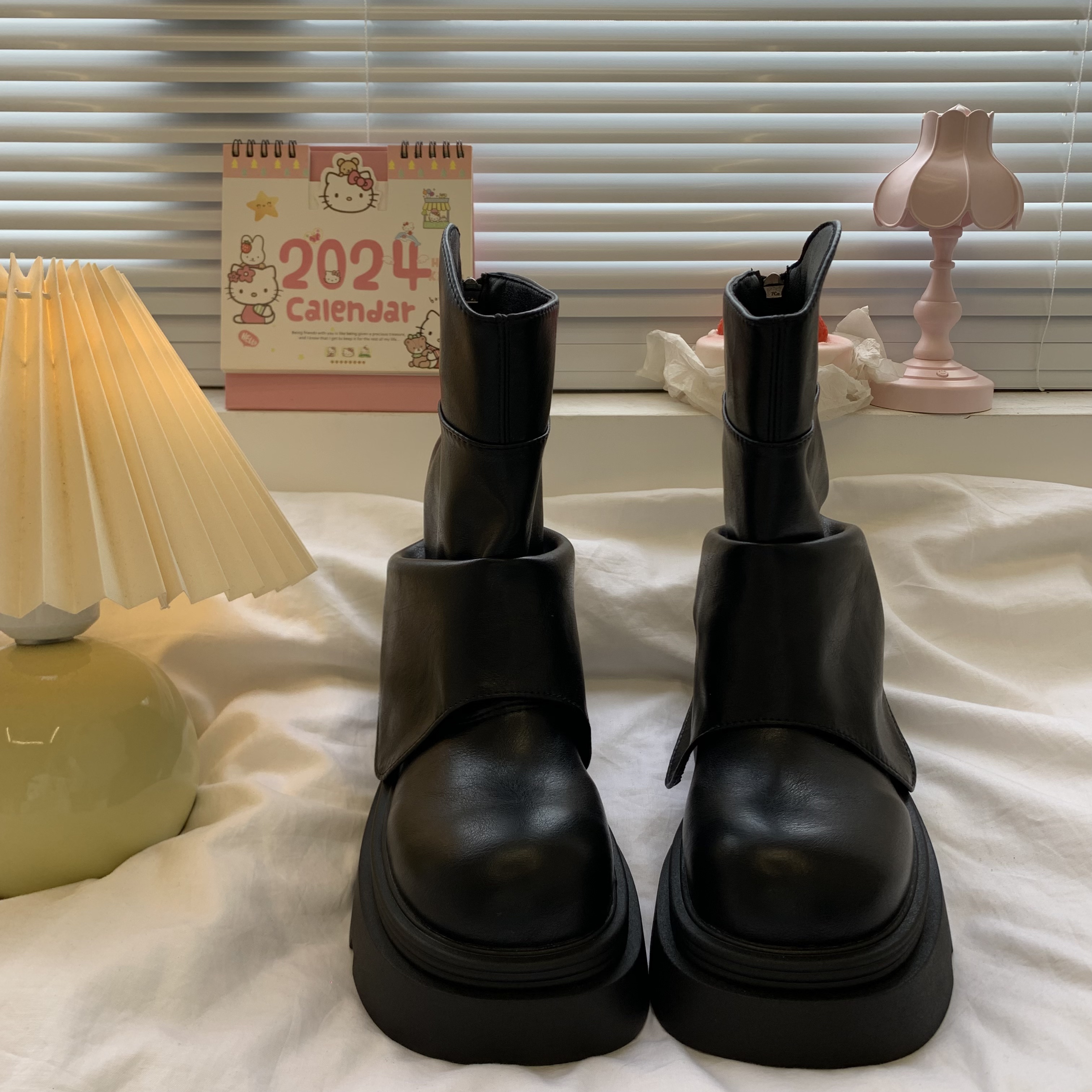 Thick-Soled Chunky Heel Martin Boots for Women, 2026 Summer New Versatile Short Boots, Retro British Style Single Boots, Trendy Motorcycle Boots