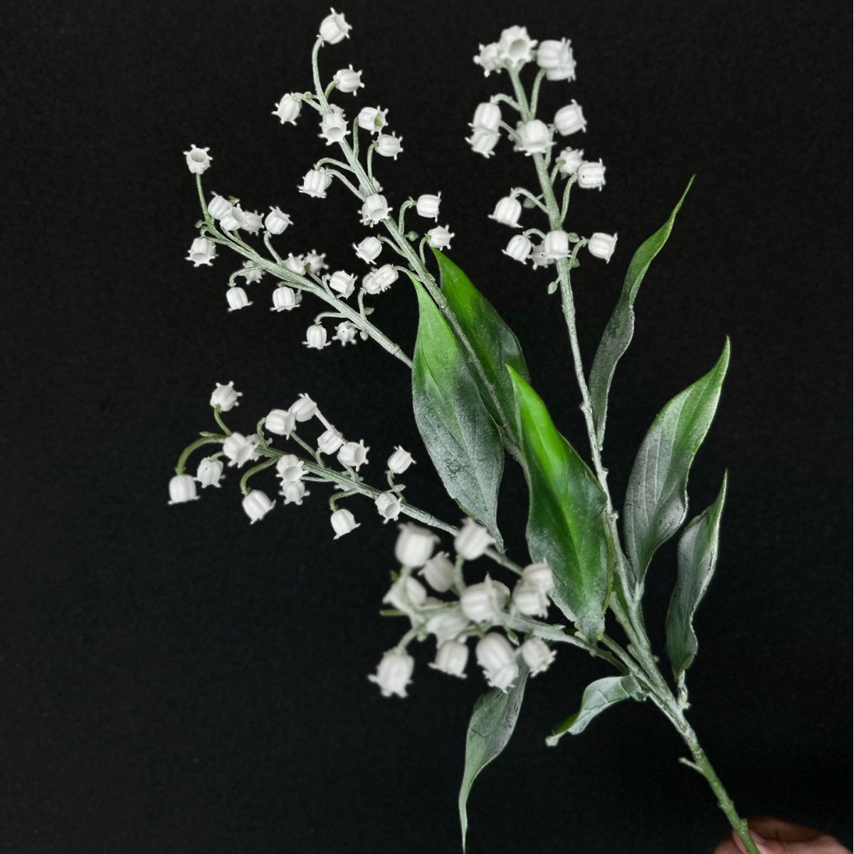 Flores falsas blancas Flores artificiales Flores para bodas Auditorio de bodas Decoración del hotel Techo artificial Flores artificiales Flores falsas