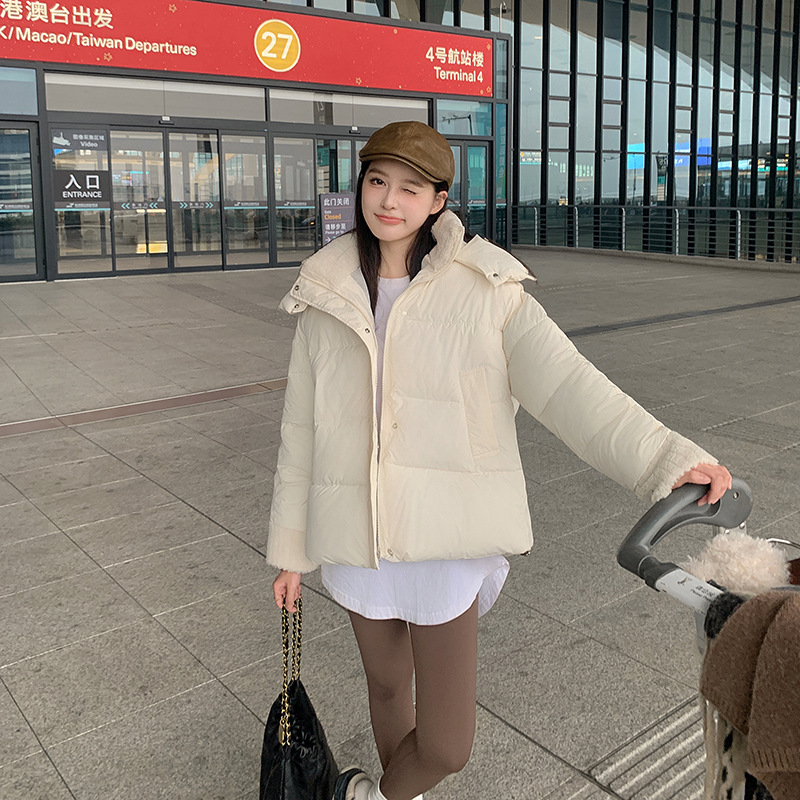 Algodón corto para mujeres 2024 invierno nuevo estilo coreano estilo europeo y americano empalmado plumón chaqueta de algodón de mujer gruesa abrigo de moda