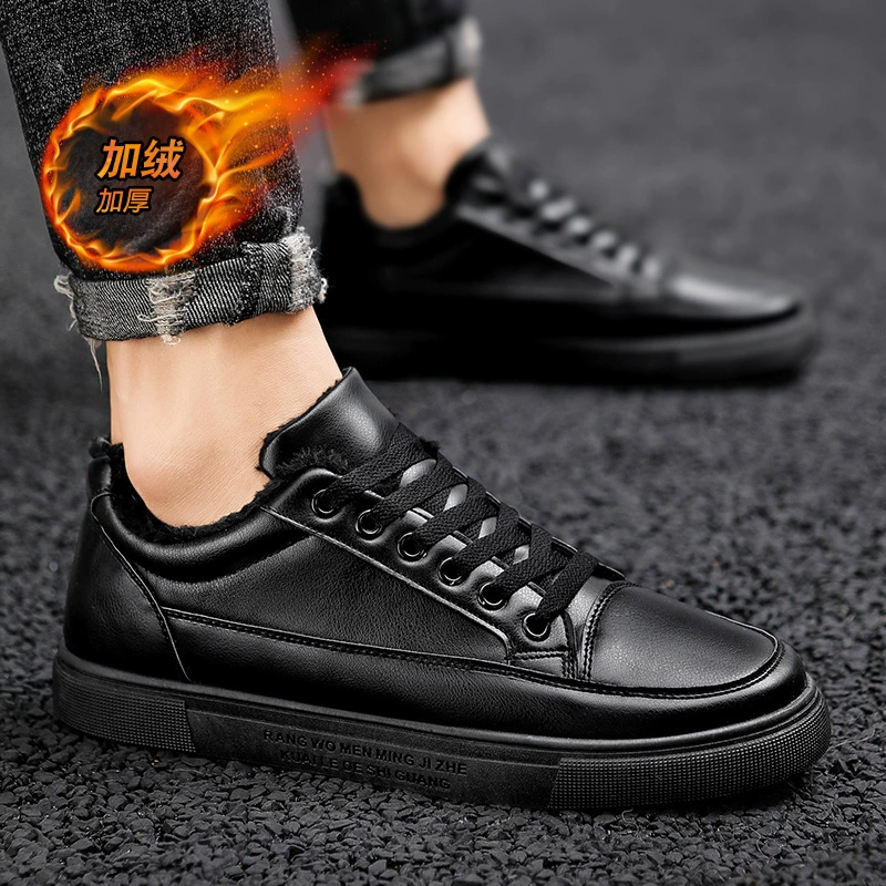 Кожаные туфли мужские осенние и зимние новые бархатные повседневные туфли теплые черные парные туфли большого размера удобные кожаные туфли для мужчин