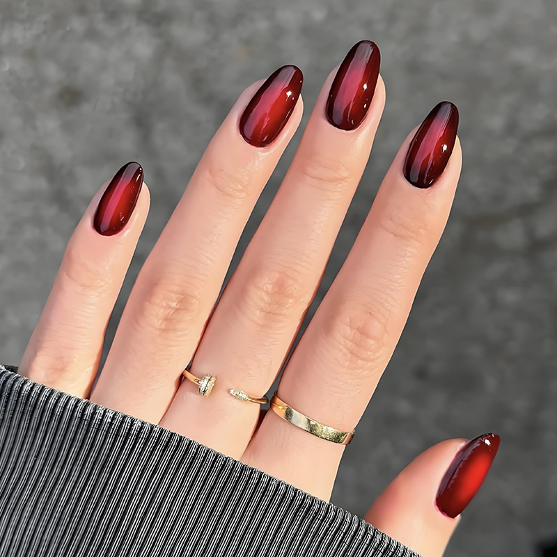 European and American Hot-Selling Red Gradient Sexy Style Wearable Nails 24 Pieces Finished Almond Fake Nails Cross-Border Wholesale Nails