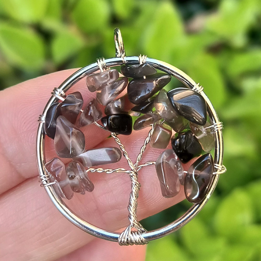 8g Weight 1 Piece Natural Stone Crystal Iron Tree