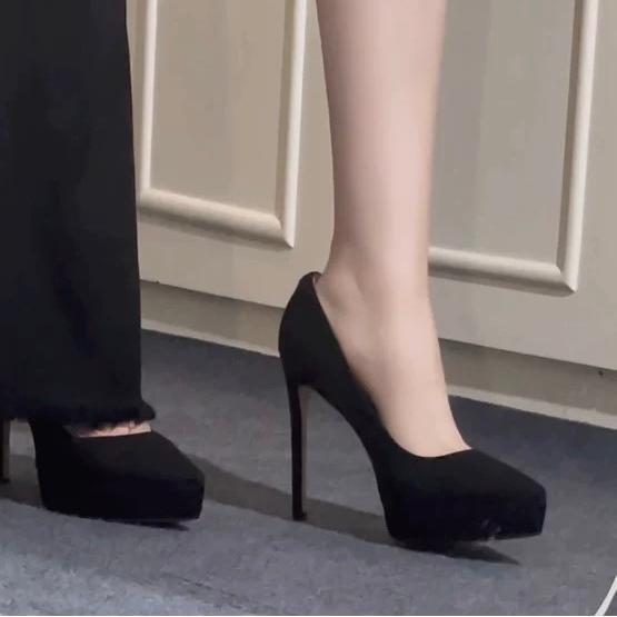 Textured high-heeled shoes waterproof platform thick-soled black professional commuter versatile four-season shoes women's graduation photo single-layer shoes spring new