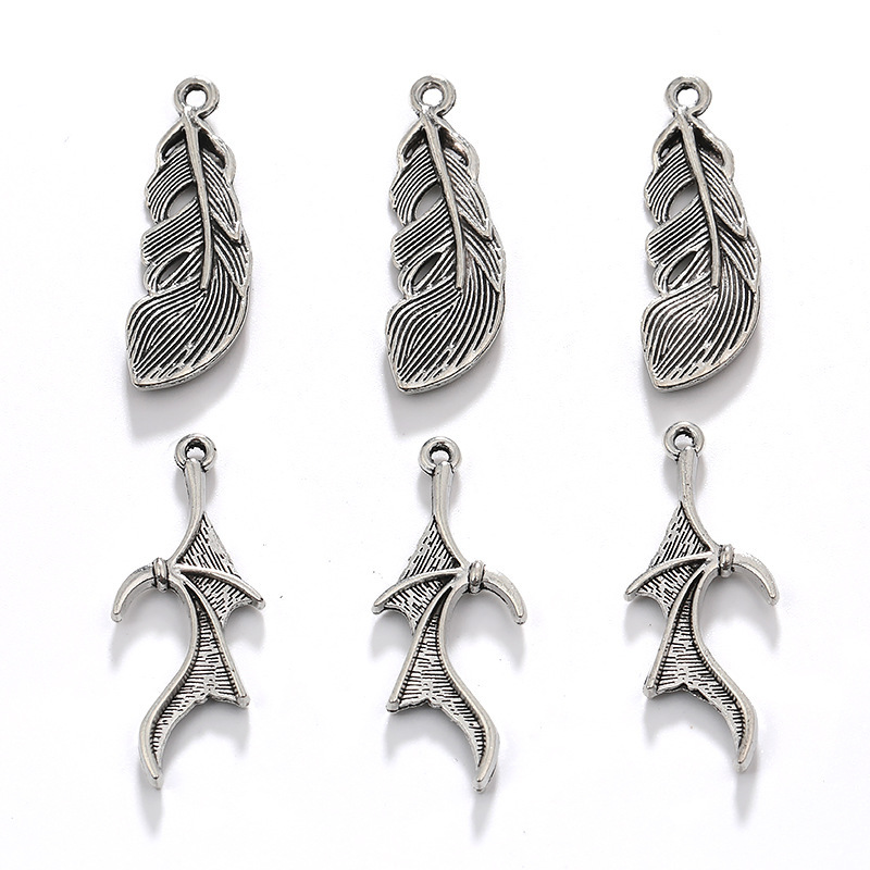 Cross-Border Hot-Selling Antique Silver Simple Zinc Alloy Feather Leaf Wing Pendant DIY Jewelry Bracelet Earring Accessories Cross-Border Hot-Selling Antique Silver Simple Zinc Alloy Feather Leaf Wing Pendant DIY Jewelry Bracelet Earring Accessories