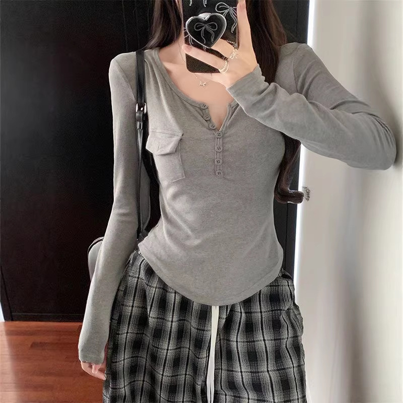 设计感辣妹半开领弧形下摆长袖T恤女简约百搭修身显瘦内搭打底衫
