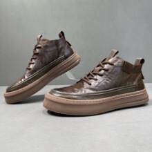 2025秋季高端头层牛皮中帮板鞋男士复古潮流短靴休闲工装英伦男鞋