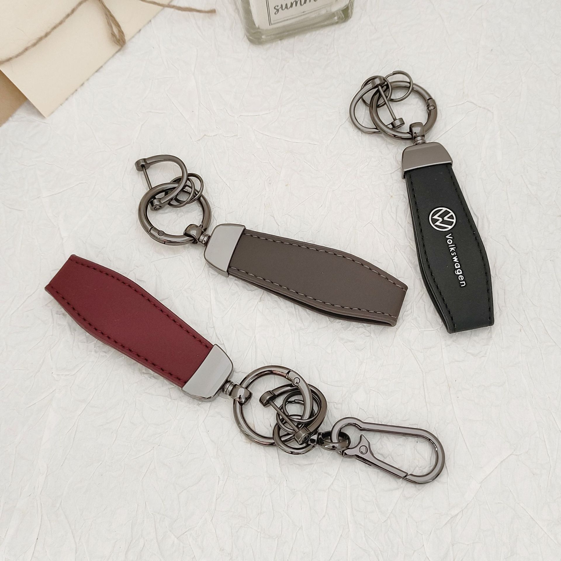 High-End Original Car Leather Car Keychain Hot Selling Metal Logo Men's Car Key Chain Pendant Business Gift Wholesale