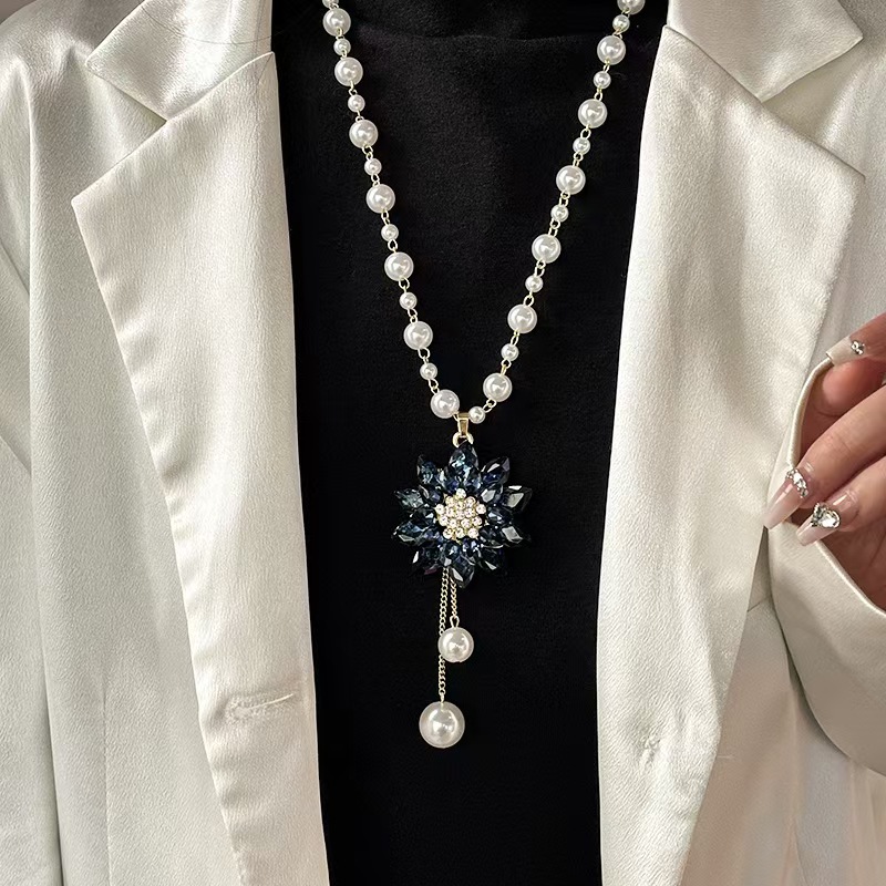 161 화이트 다이아몬드 블루 크리스탈 플라워