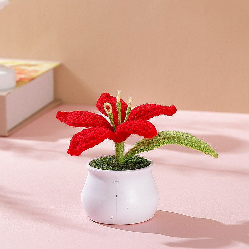 Terminado pequeña olla tejida a mano girasol lirio escritorio coche pequeña decoración regalo de cumpleaños regalo de graduación