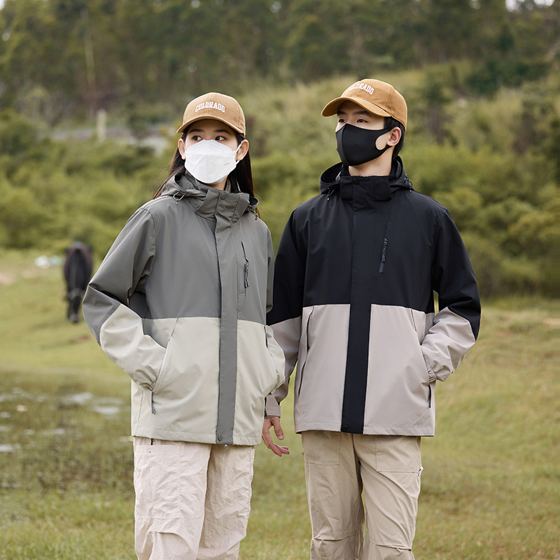 户外冲锋衣女三合一可拆卸防风防水登山服定制团购工装保暖外套男