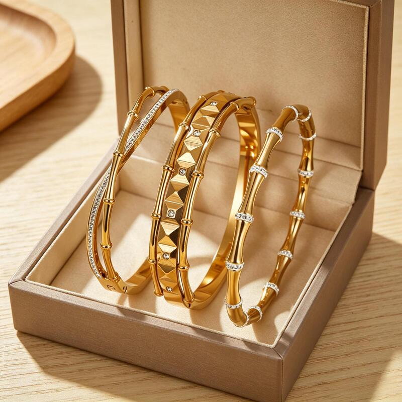 Indian Stainless Steel Light Luxury Gold Bracelet, Personalized, Fashionable, High-End, Hot-Selling, Electroplated, Polished, New Model for Women, 18K