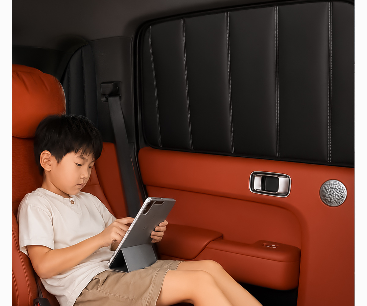 Custom-made thickened soft panel foldable privacy and heat-insulating side window sunshade for cars, car front sunshade