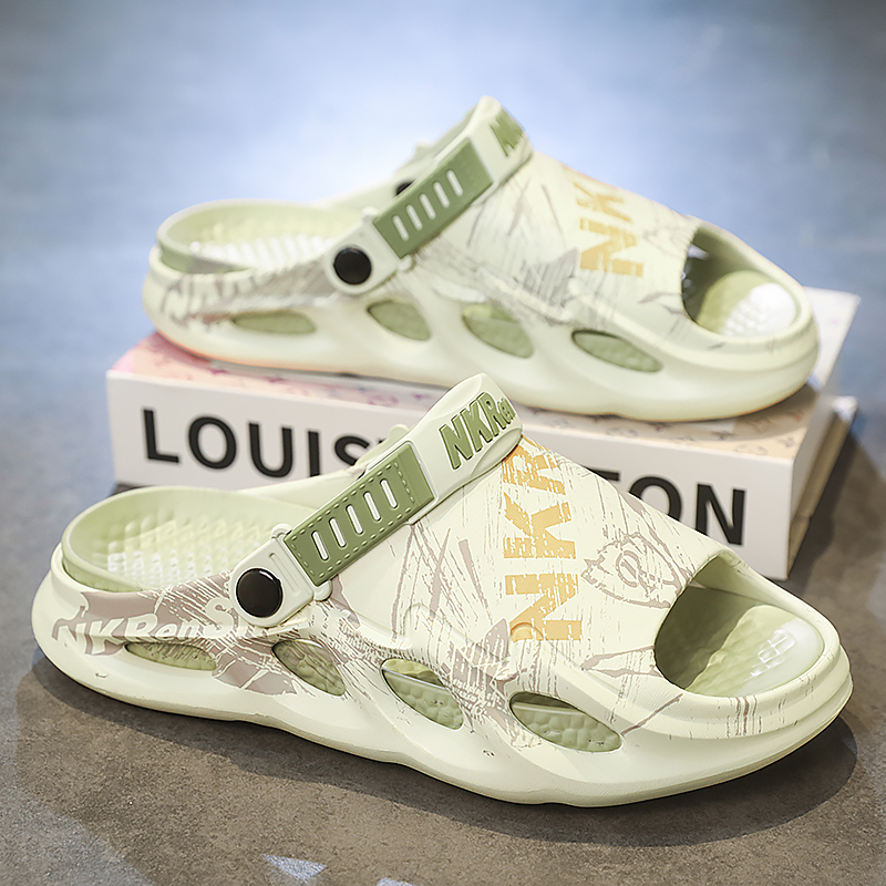 Nuevas zapatillas de verano para hombres, suela gruesa, antideslizante, pisando mierda, adolescente, ocio, deportes, conducción, sandalias de playa