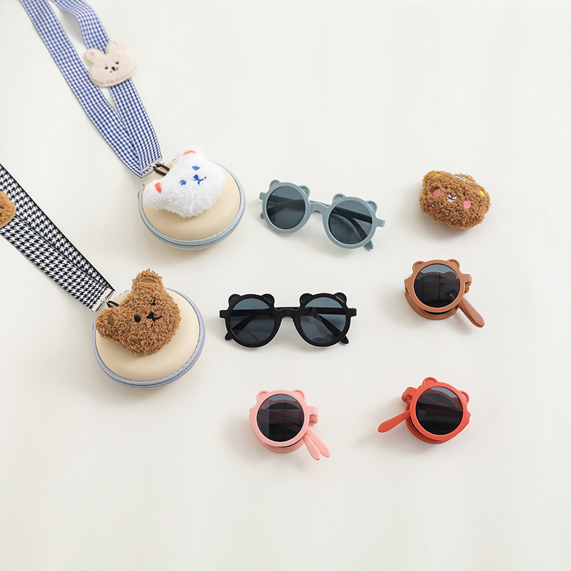 Children's fashionable sunglasses