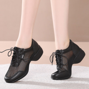 ˮ����Ь����2025�¿��赸ܛ�׷�����ů���ߑ���Ůʿ�F���V����Ь