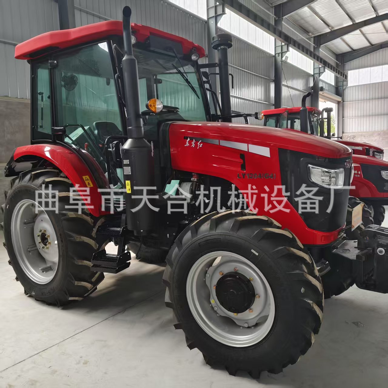 水旱两用旋耕播种机打田东方红LY1204四驱拖拉机微耕机补后直提