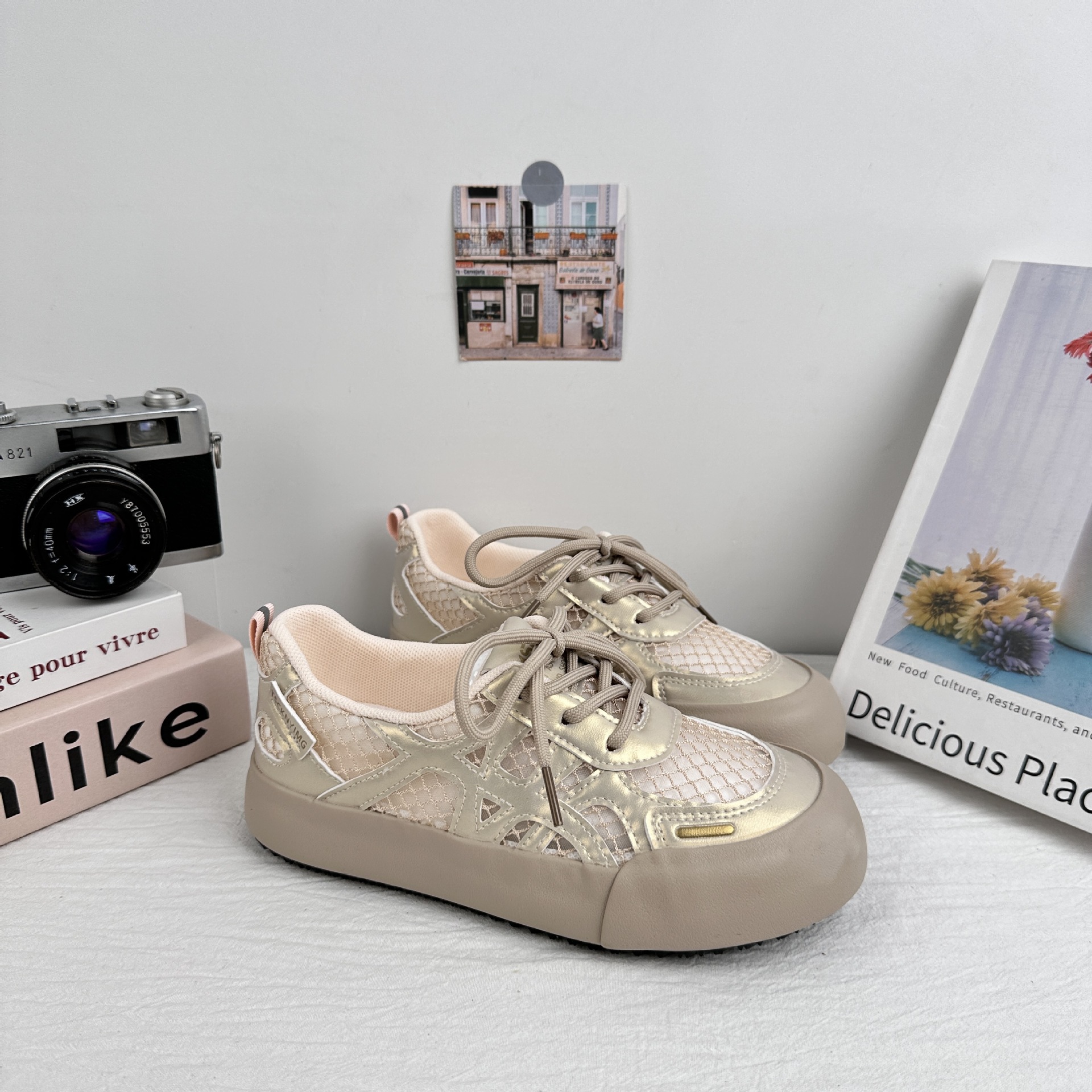 6664 zapatillas de deporte de pescador de suela gruesa de malla para mujer transpirable 2025 nuevos zapatos de red de nicho zapatos blancos casuales explosivos de entrenamiento alemán