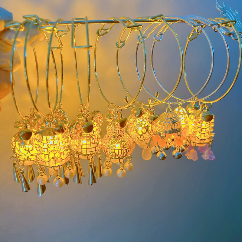 Palace Lantern Luminous Bracelet, Ancient Style Bracelet, Hanfu Accessories, Hand Ring Pendant, High-End Hair Accessories, Headwear, Jewelry, Bracelet
