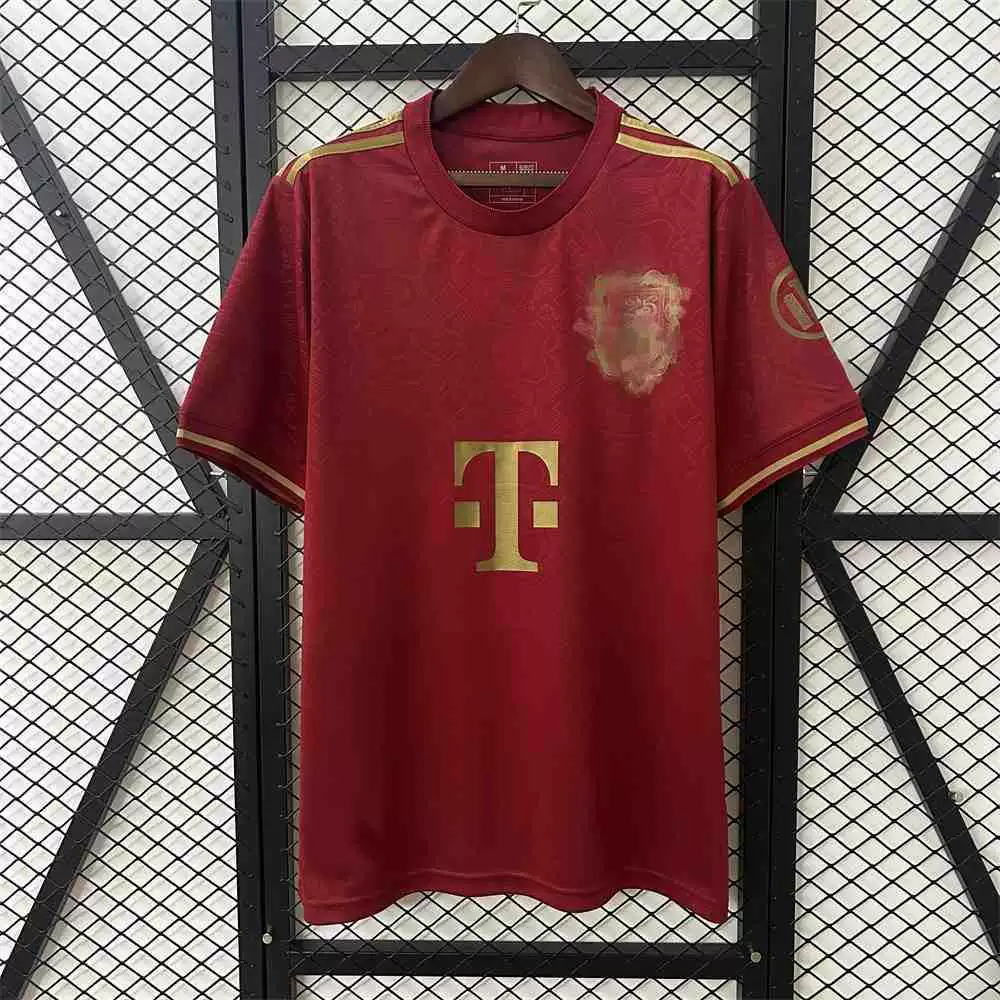 Коллекция футбольных футболок Barcelona Real Madrid Bayern Ajax Napoli Paris FC — разные дизайны, размеры S–XXL