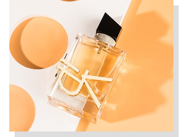 Eau de parfum da donna fragranza fresca e a lunga durata_voghion.com