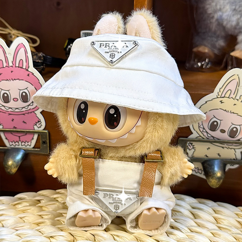 Labubu se sienta en la fiesta, ropa de bebé, caja ciega de primera generación, ropa de bebé Labubu, ropa de tela rabble, cara de vinilo de felpa