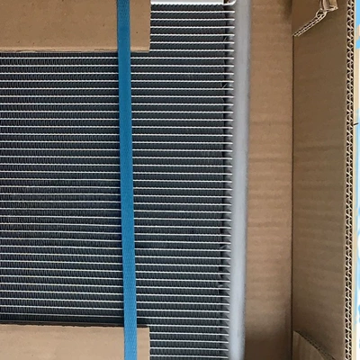 Kondisioner radiatoru Lamborghini Calf Gallardo 400260401D