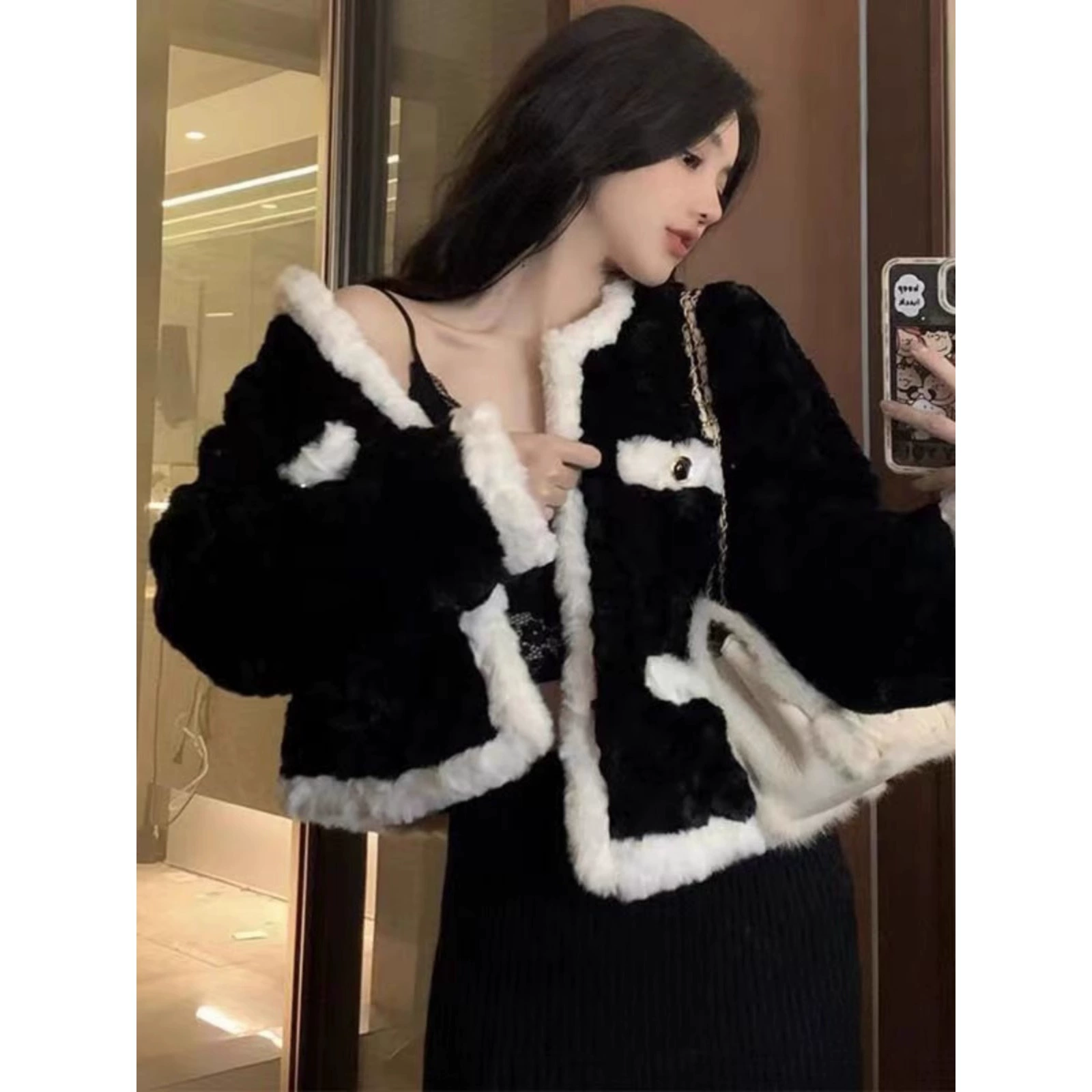 Черное бархатное осеннее полупризрение сексуальная куртка в стиле Chanel