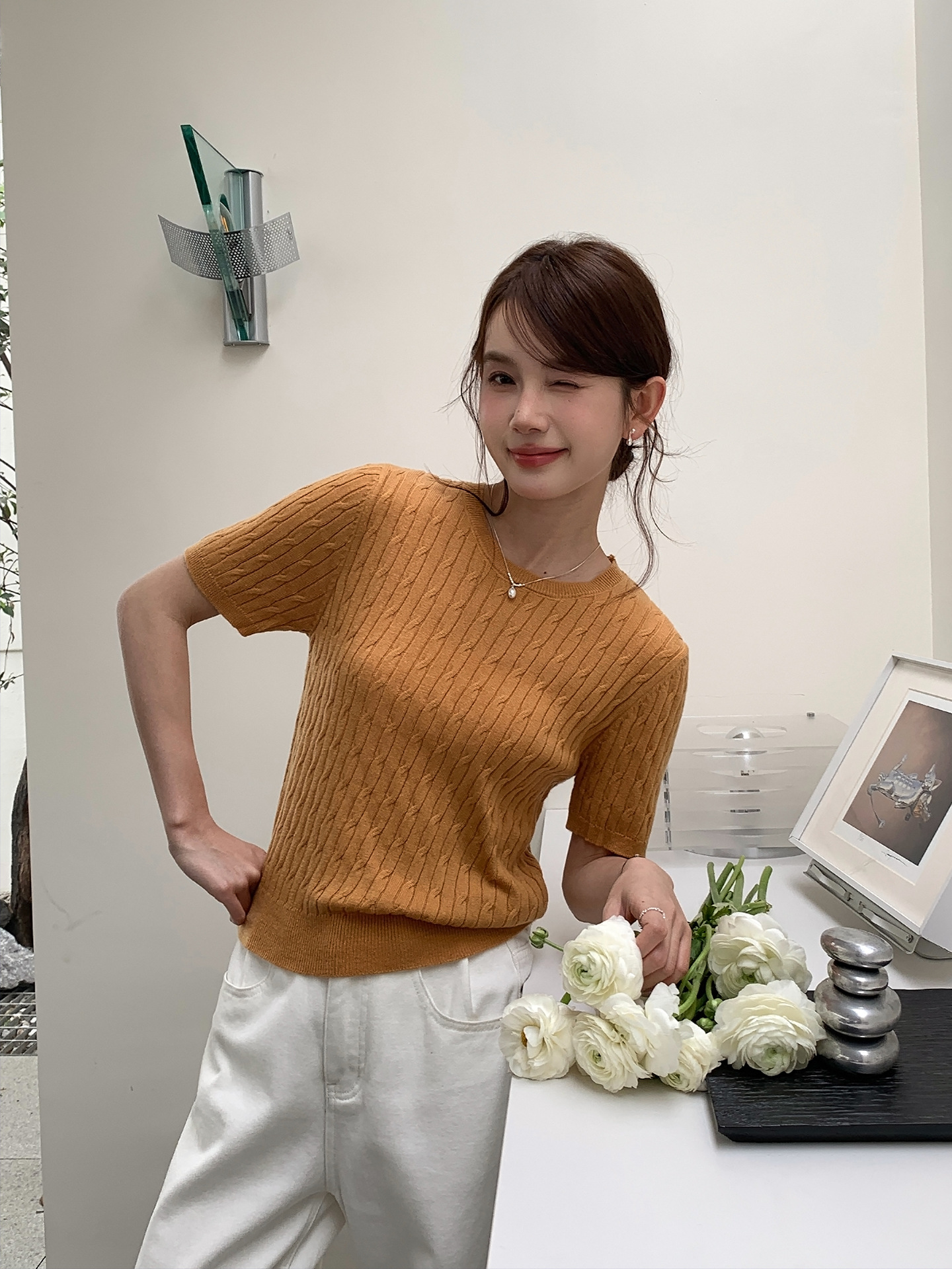 26ye008 orange short sleeves