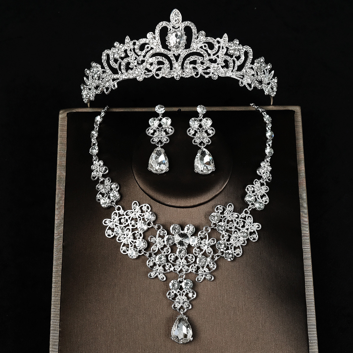 135g Weight Crown Hair Accessories Type Zircon Inlay Material Hair Accessories Earrings Necklace Quantity Retro Women's Water Droplets Alloy Inlay Zircon Crown