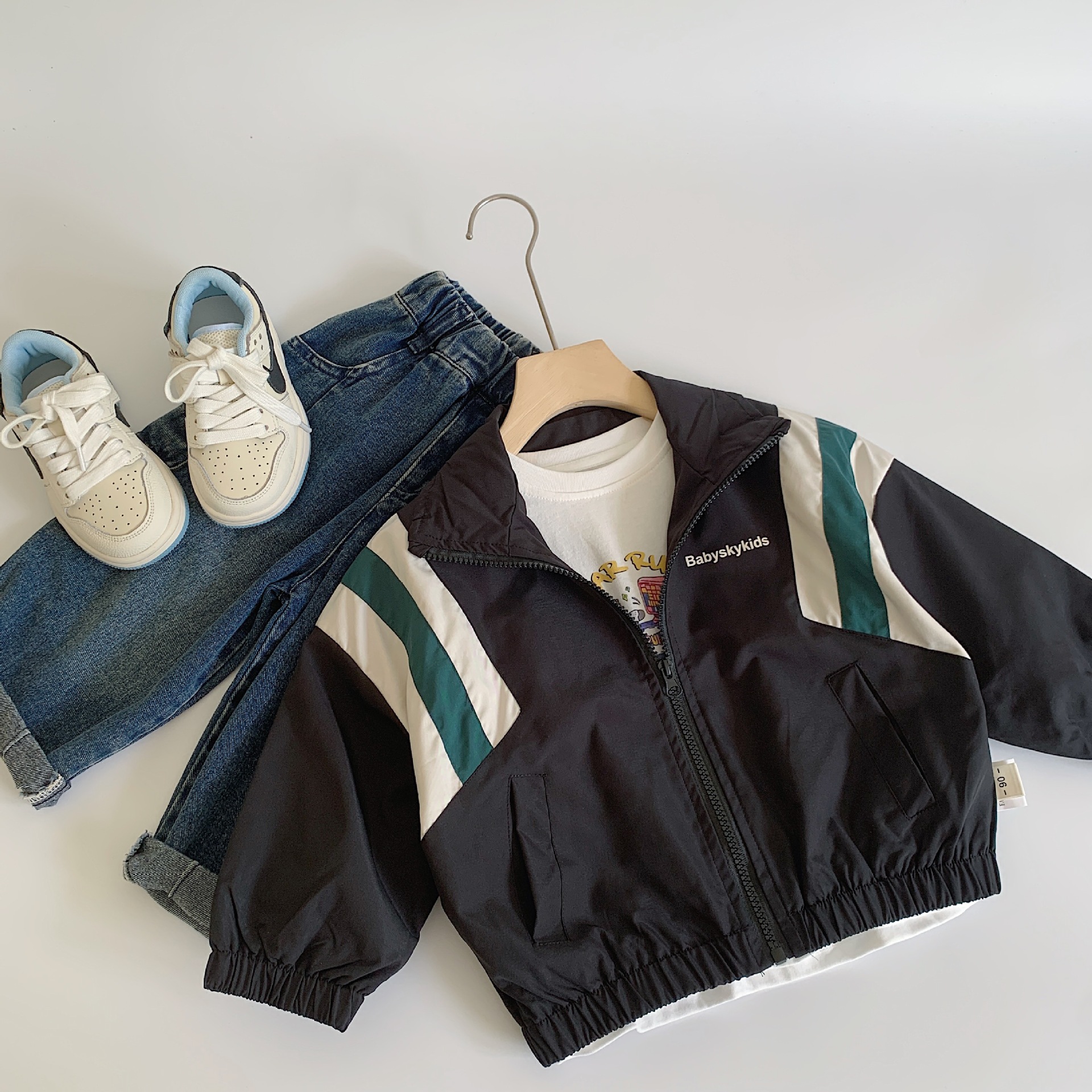 Chaqueta para niños Maibao 2025 primavera nueva camisa con cremallera para niños pequeños y medianos