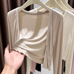 モーデールの小さなストールの日焼け止め服の女性夏2025の新しいサスペンダーのスカートの外にブラウスの薄いカーディガンの短いコートを掛けます。
