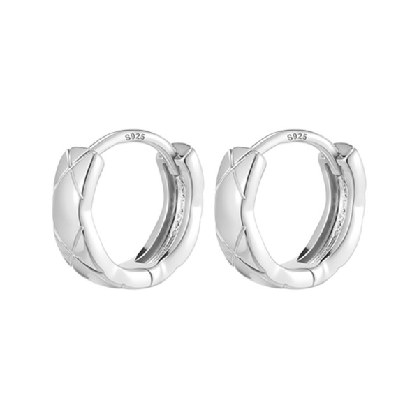 Fashionable design sophisticated small hoop earrings with diamond…