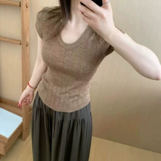 法式温柔风减龄粉色U领镂空针织短袖女夏季薄款修身显瘦短款上衣