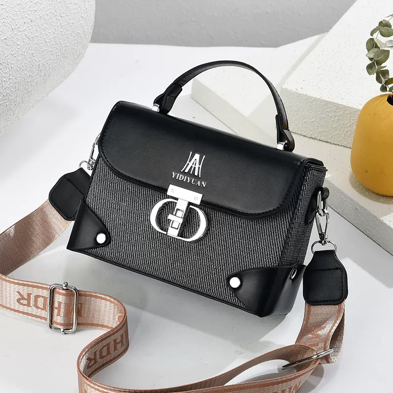 跨境女包今年流行小包包女秋冬百搭新款单肩斜挎手提包小方包代发