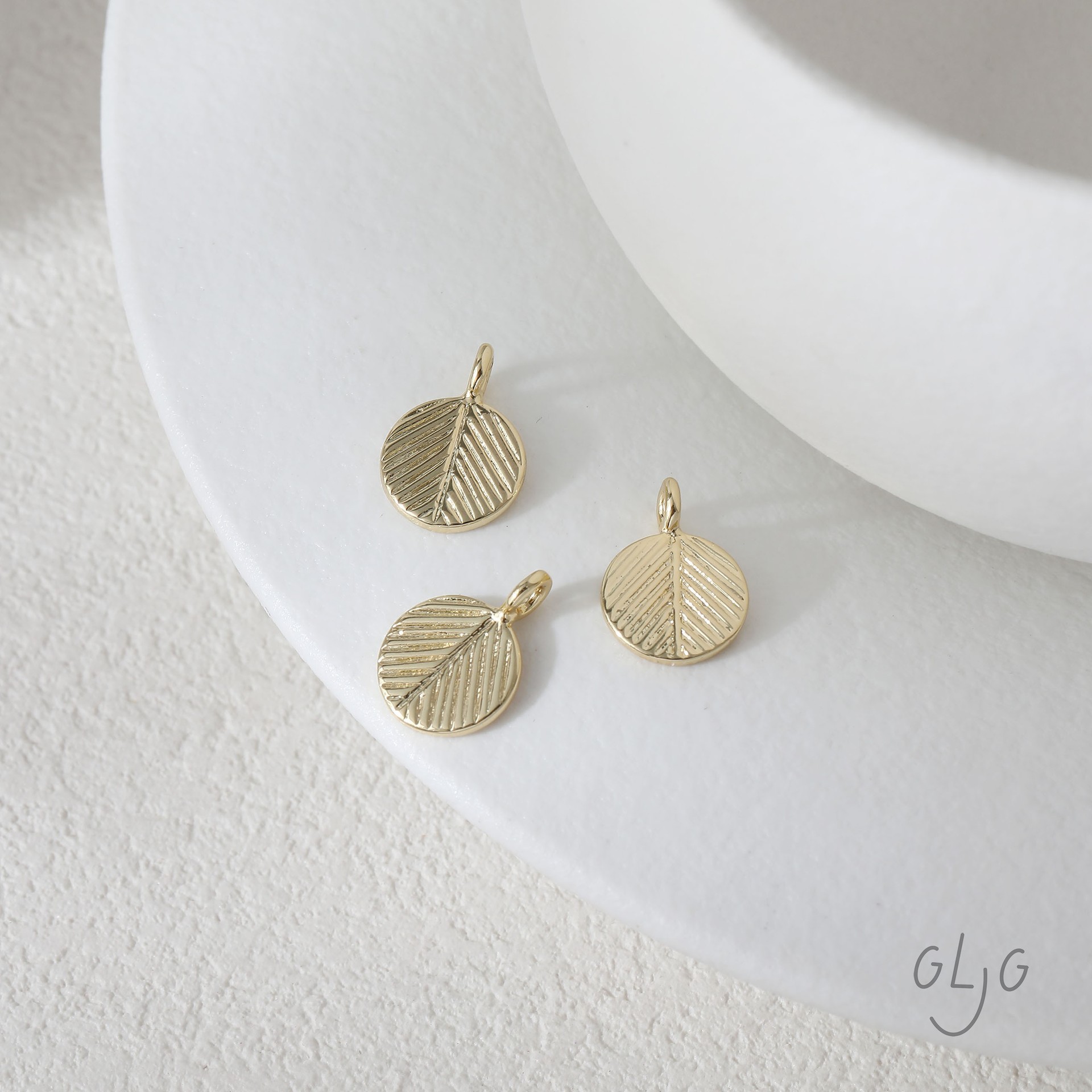 Large size 14K gold 1 piece