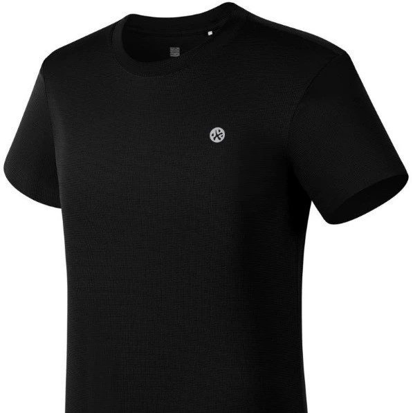 Мужская и женская футболки с короткими рукавами с круглым вырезом