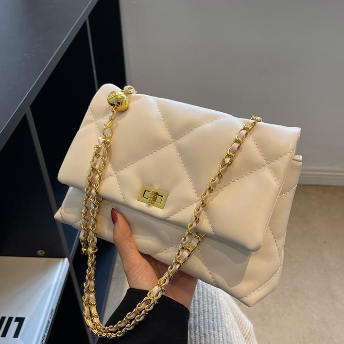 Bolso de cadena de diamantes popular de este año para mujer 2025 nuevo bolso cuadrado pequeño de todo fósforo de moda bolso de mensajero de un solo hombro de sentido avanzado