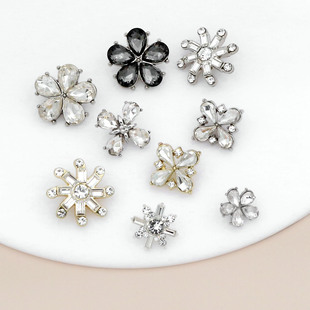 �p��ˮ��Ů�b荿�Ů�r��ë��Ƥ�»��Ϳ۬F؛���l�S��ֱ�N�������