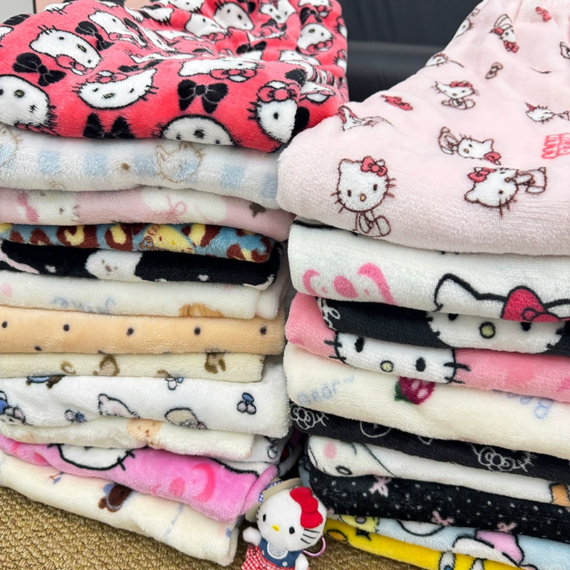 Новые фланелевые пижамные брюки с мультяшным принтом для студенток, осень-зима 2025, можно носить на выход, теплые и утолщенные домашние брюки из кораллового флиса.