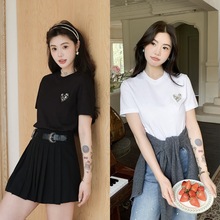 手工爱心短袖T恤女圆领两色重工立体刺绣爱心百搭纯色上衣