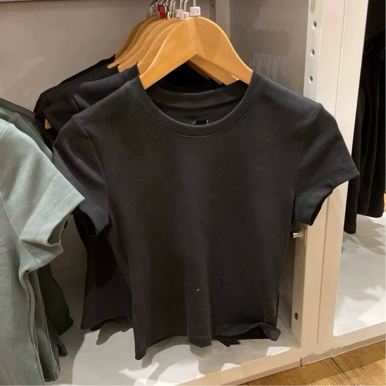 女休闲风圆领短款T恤短袖辣妹高腰修身显瘦打底纯色465760/474410 pic 8