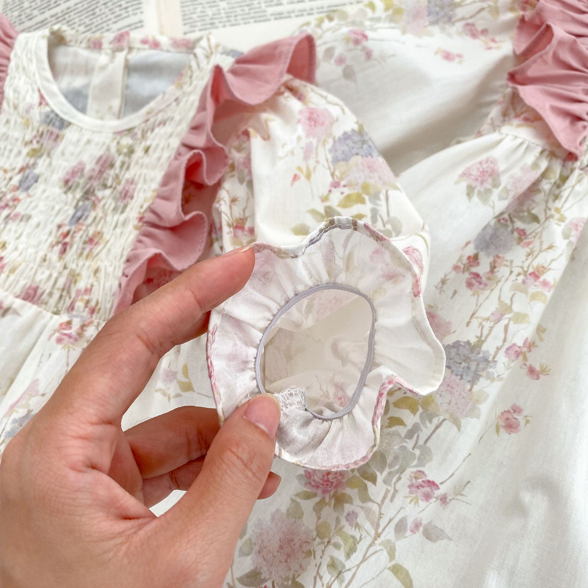 INS primavera nuevo estilo bebé niña francés floral de manga larga vaina ropa estilo occidental bebé hermana ropa niña vestido