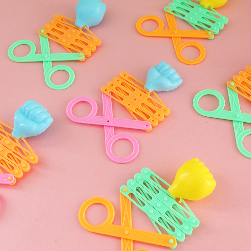 Juguetes mágicos de niños extraños resorte creativo puño retráctil 80 niños regalos de nostalgia de la infancia