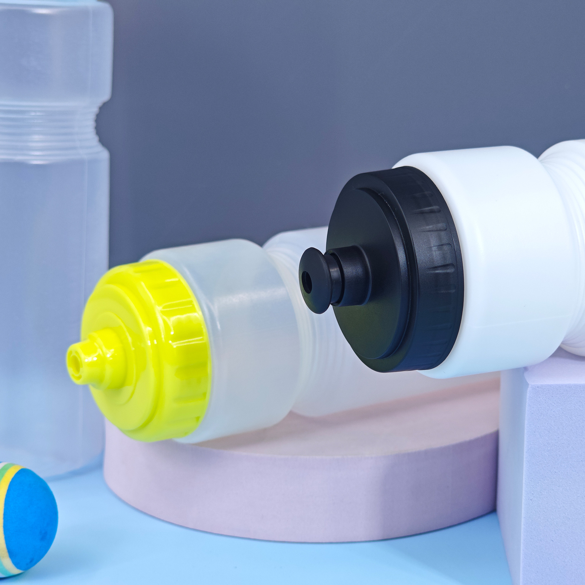Bicicleta de plástico personalizada ciclismo de montaña hervidor de agua extrusión boquilla de succión al aire libre taza de agua sellado a prueba de fugas 750ml