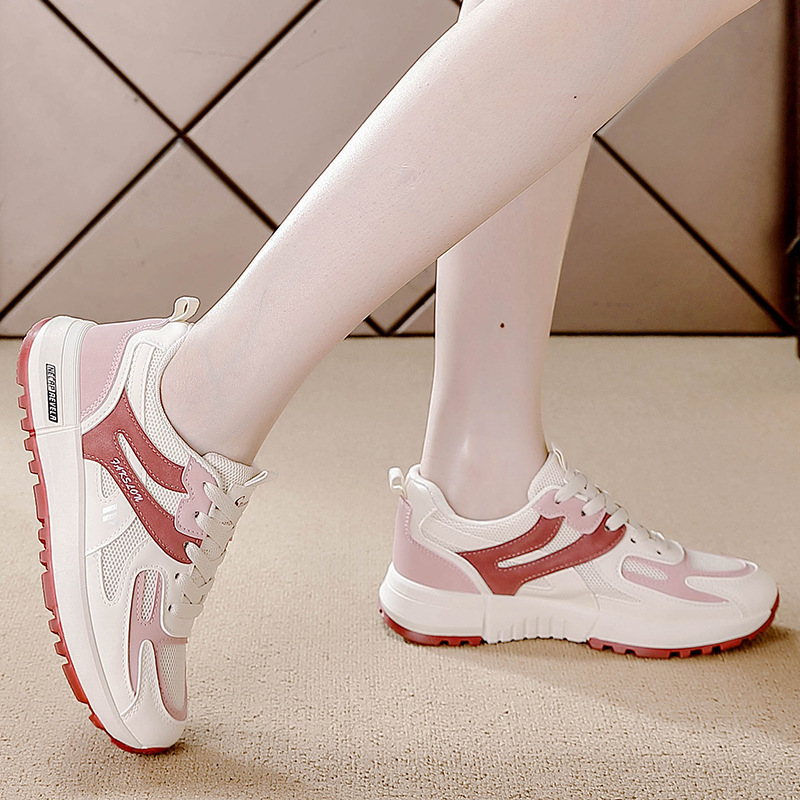 2024 Internet Celebrant Spring and Autumn New Leisure Sports Mesh Breathable Soft Sole Lightweight Running Shoes Non-slip All-match Women's Shoes