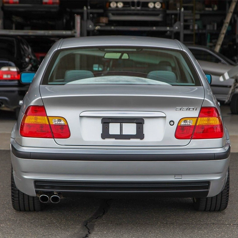 Suitable for the BMW 3 Series E46 External Tail Light Direct Tail Tail Light Anti -rear -tail light shell 63216946536